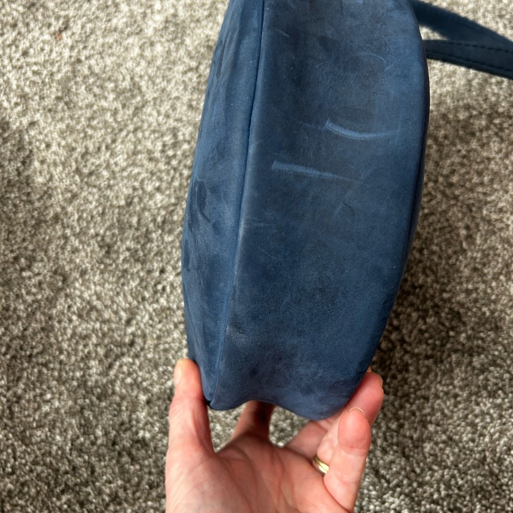 Portland Leather Large Circle Deep Water - Picture 3 of 6